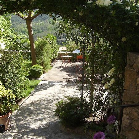 Bed and Breakfast La Cle Des Songes Claviers Екстер'єр фото