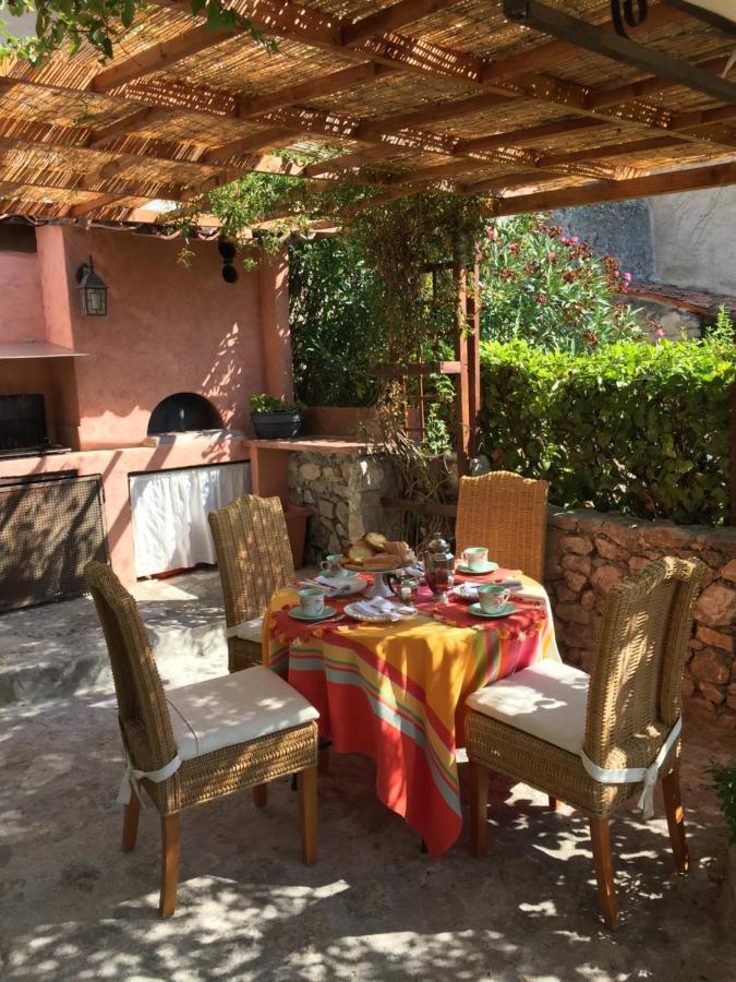Bed and Breakfast La Cle Des Songes Claviers Екстер'єр фото