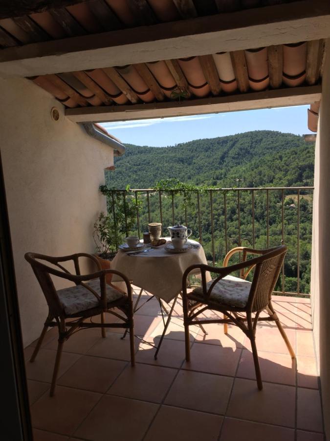 Bed and Breakfast La Cle Des Songes Claviers Екстер'єр фото