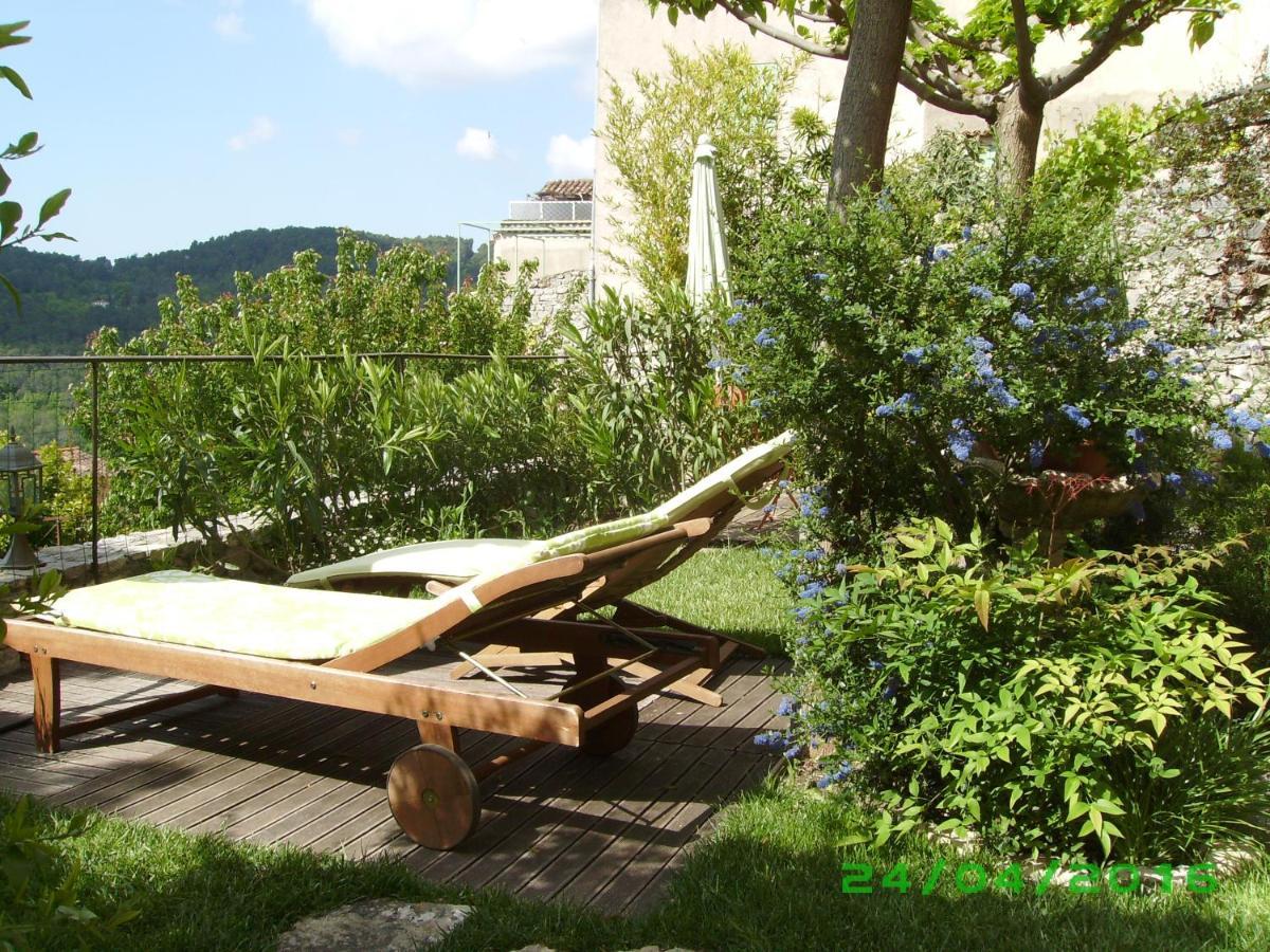 Bed and Breakfast La Cle Des Songes Claviers Екстер'єр фото